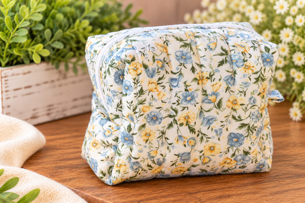 Medium - blue/yellow floral boxy